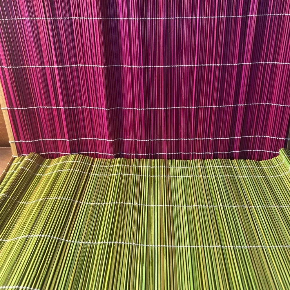 Vtg Bright Pink+Green Bamboo Wooden Stick Matchstick Placemats 17